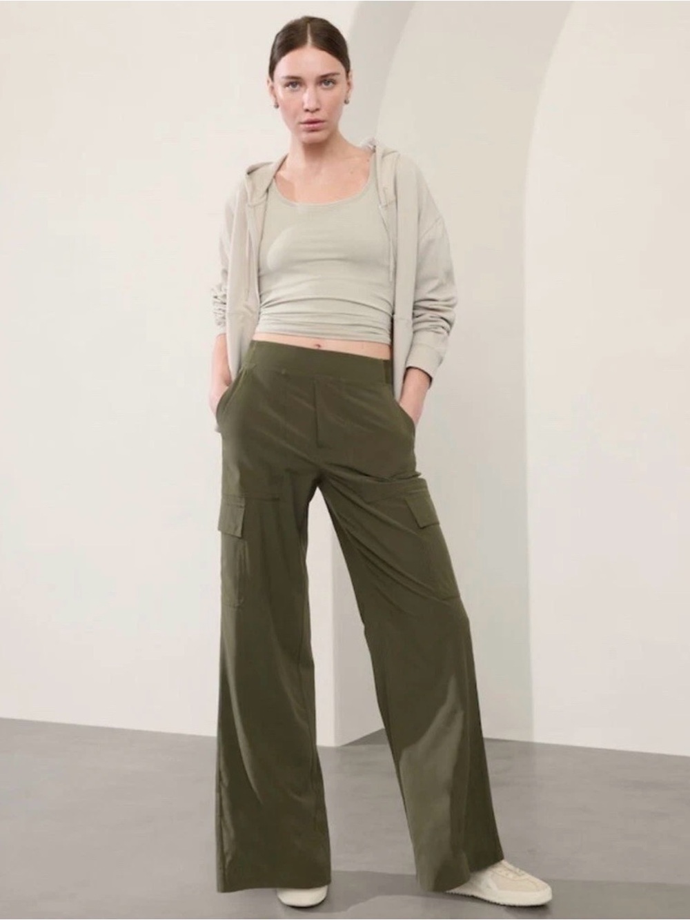 Brooklyn Heights High Rise Cargo pants, size 12, olive green